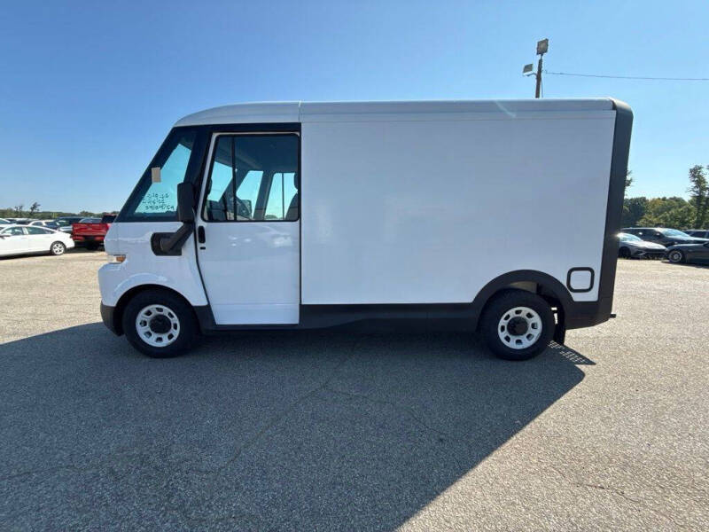 Used 2025 Chevrolet BrightDrop Base with VIN 2G5ZJ2TZ9S9104769 for sale in Reidsville, NC
