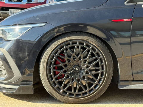 2024 Volkswagen Golf GTI S