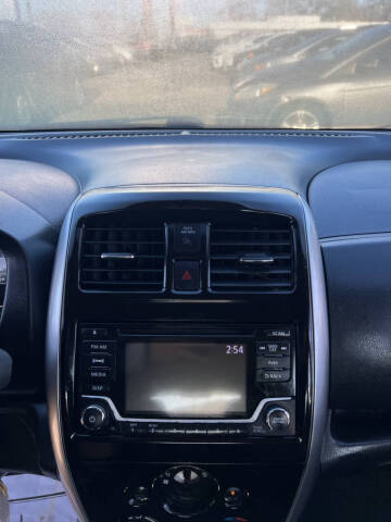 2015 Nissan Versa Note SV