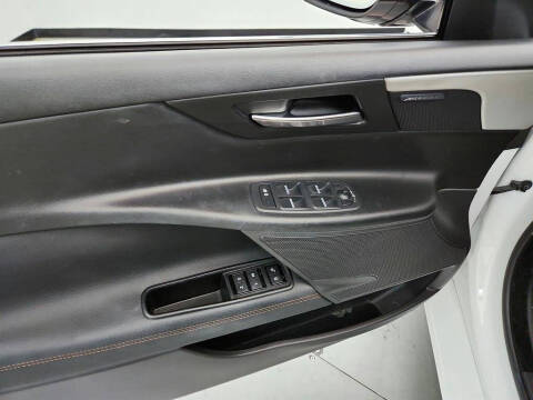 2017 Jaguar XE 25t Prestige