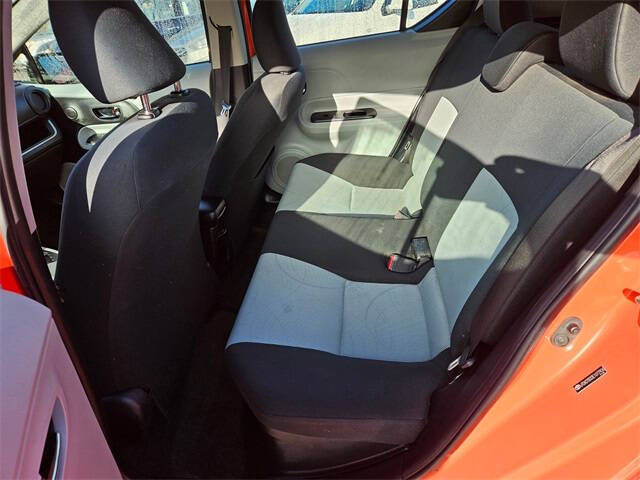 2014 Toyota Prius c Four