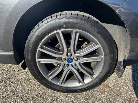 2019 Ford Edge Titanium