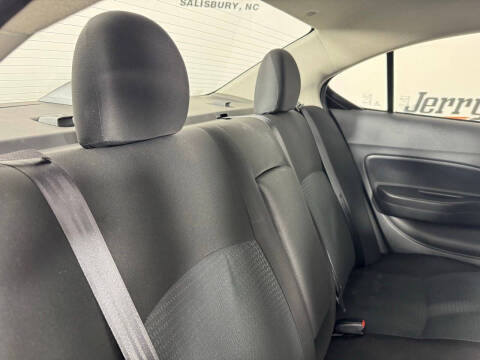 2024 Mitsubishi Mirage G4 ES