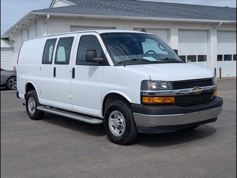 2023 Chevrolet Express 2500
