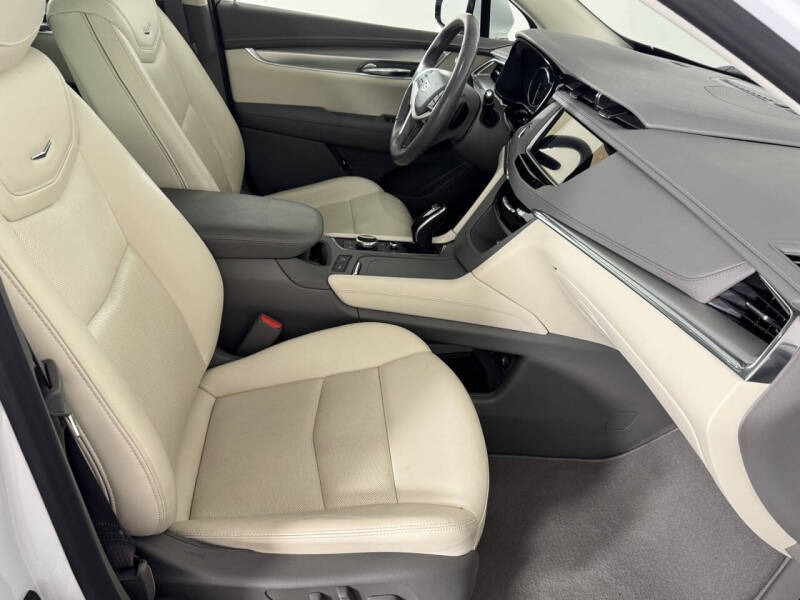 2022 Cadillac XT5 Premium Luxury