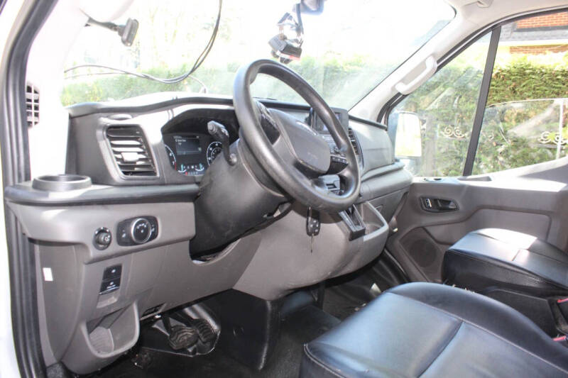 2024 Ford Transit 250