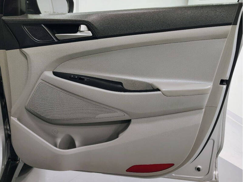 2020 Hyundai Tucson SE