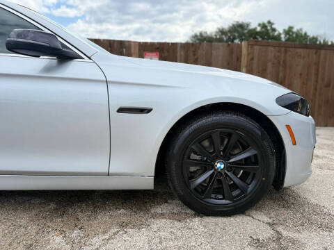 2015 BMW 5 Series 528i