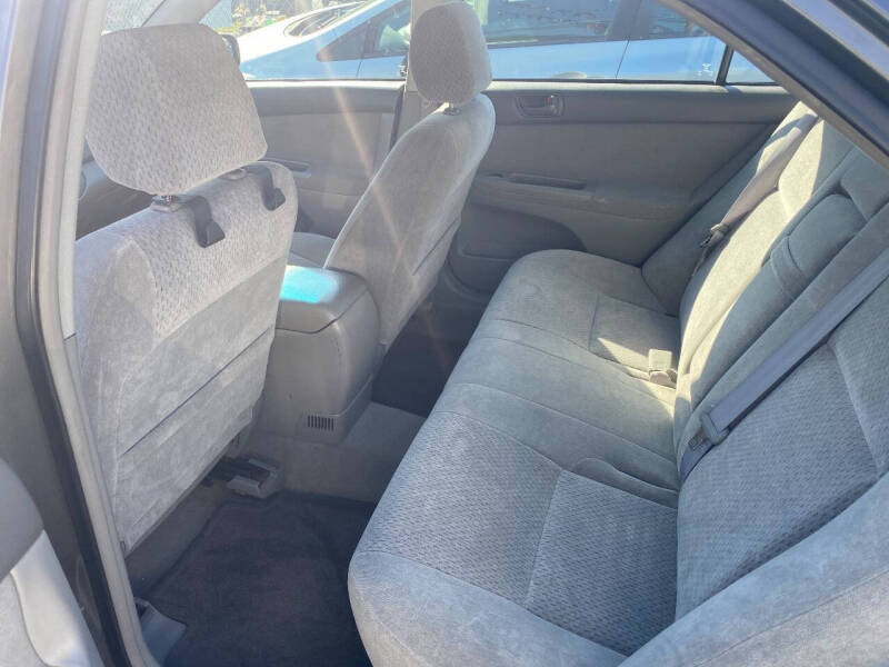 2003 Toyota Camry LE V6