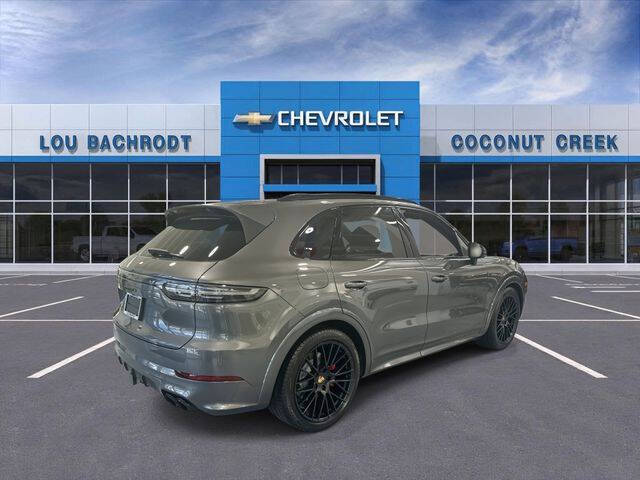 2021 Porsche Cayenne GTS