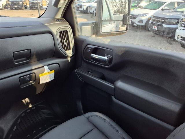 2025 Chevrolet Silverado 3500HD