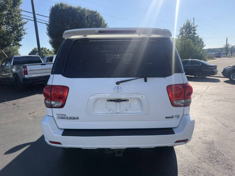 2005 Toyota Sequoia Limited