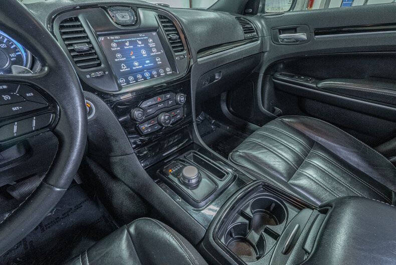 2021 Chrysler 300 S V6