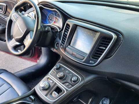 2016 Chrysler 200 C Platinum