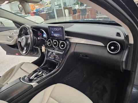 2016 Mercedes-Benz C-Class