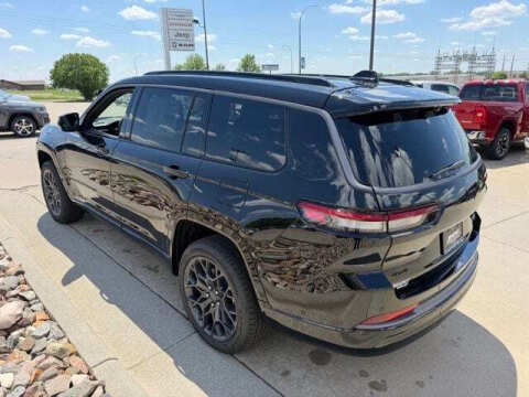 2026 Jeep Grand Cherokee L Summit