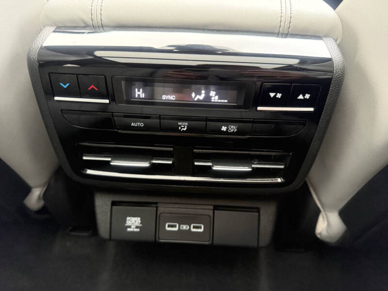 2024 Acura MDX SH-AWD w/Tech