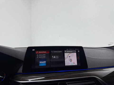 2019 BMW 5 Series 530i