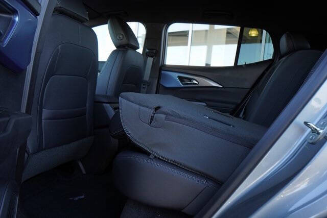 2025 Chevrolet Equinox EV LT 2