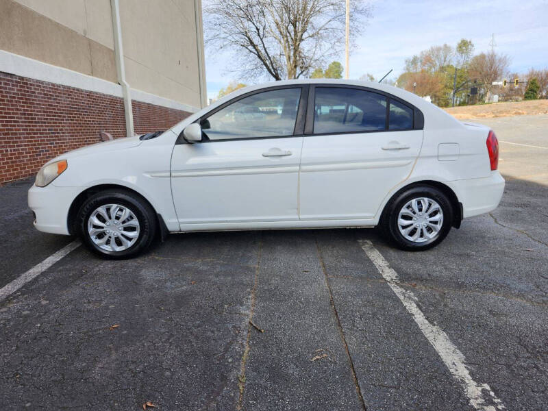 2011 Hyundai Accent GLS