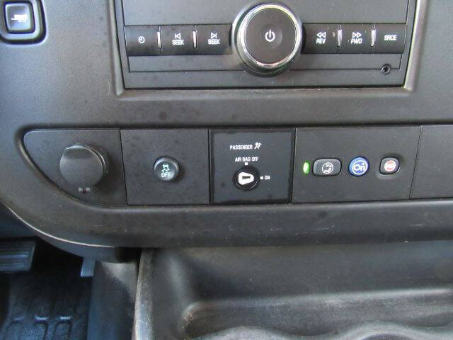 2023 GMC Savana 2500