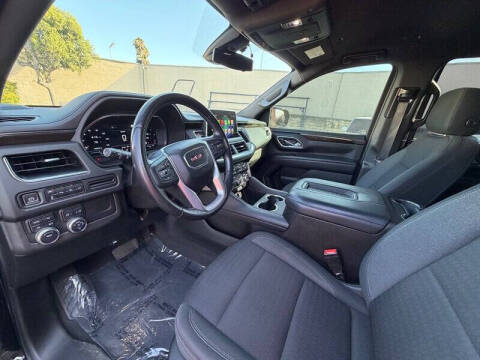 2022 GMC Yukon SLE