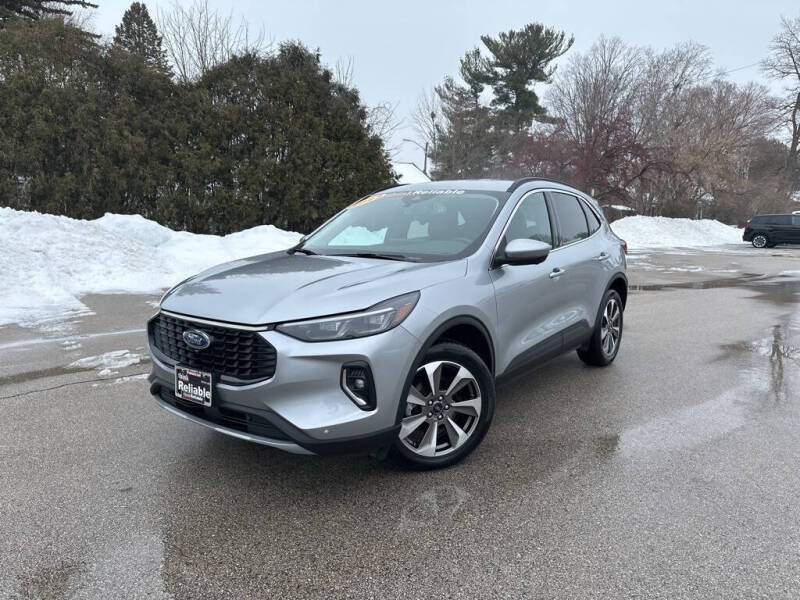 2023 Ford Escape Platinum's photo