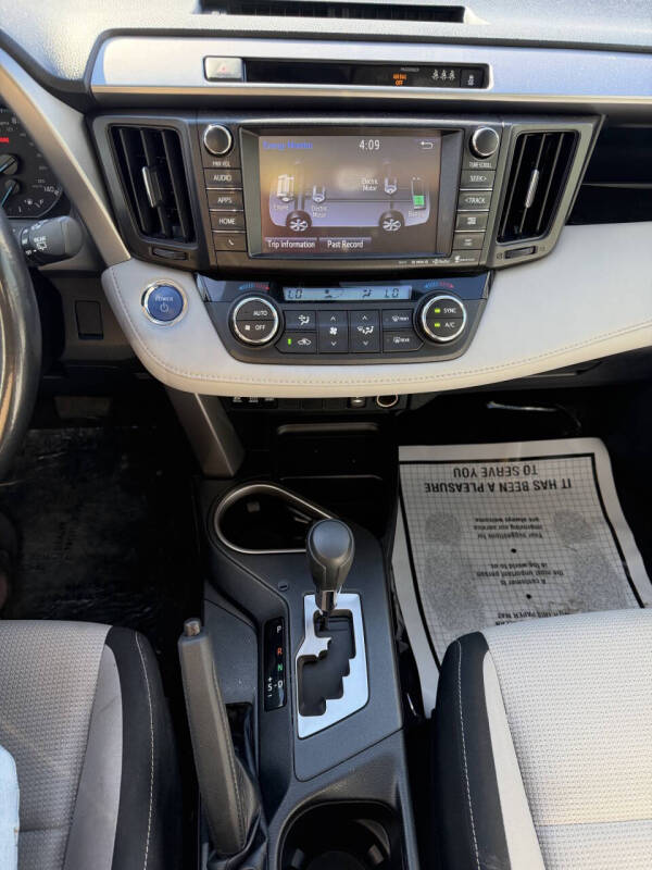 2018 Toyota RAV4 Hybrid XLE