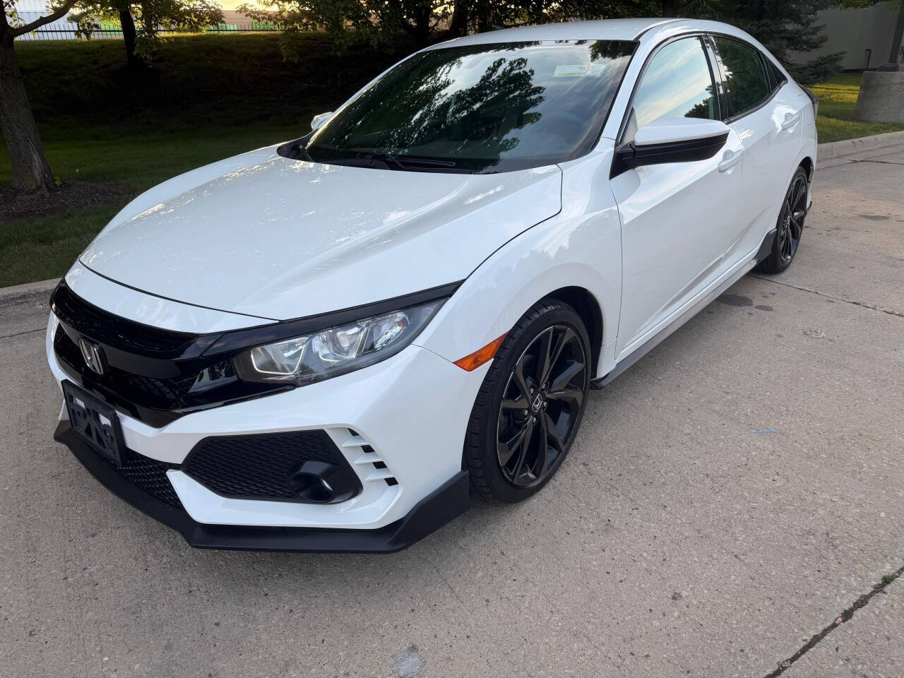 2017 Honda Civic Sport CVT's photo