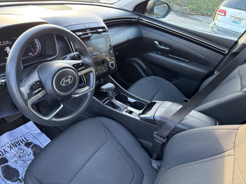 2022 Hyundai Tucson SE