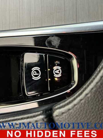 2023 Volvo XC90 B5 Core