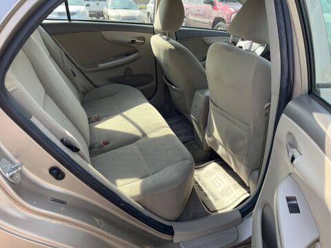 2010 Toyota Corolla LE