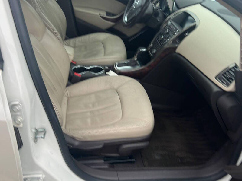 2013 Buick Verano Leather Group