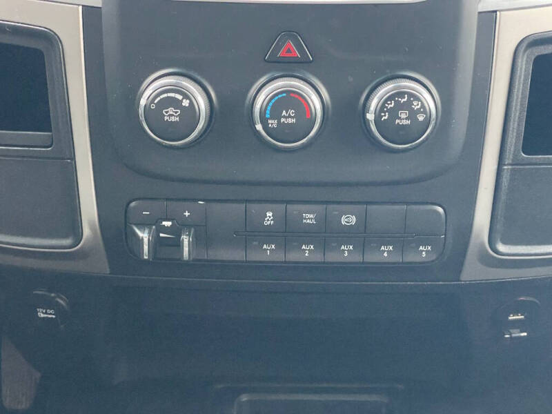 2017 RAM 3500 SLT