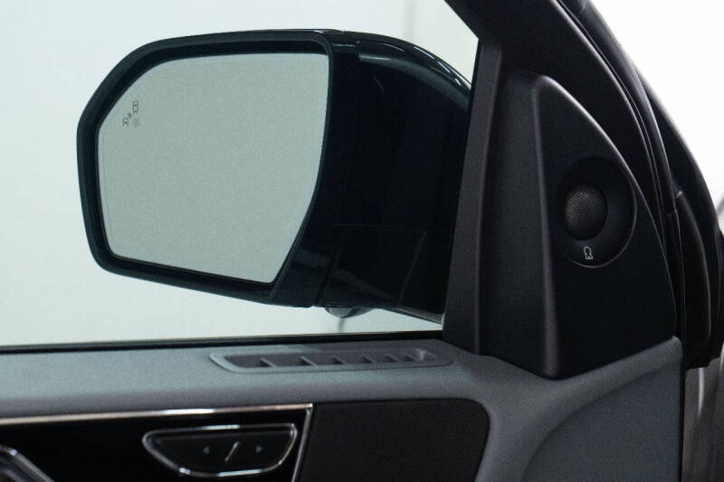 2019 Lincoln Navigator Select