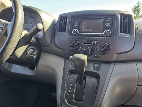 2019 Nissan NV200 SV