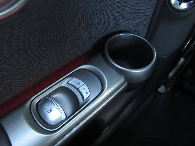 2024 Genesis GV60 Standard