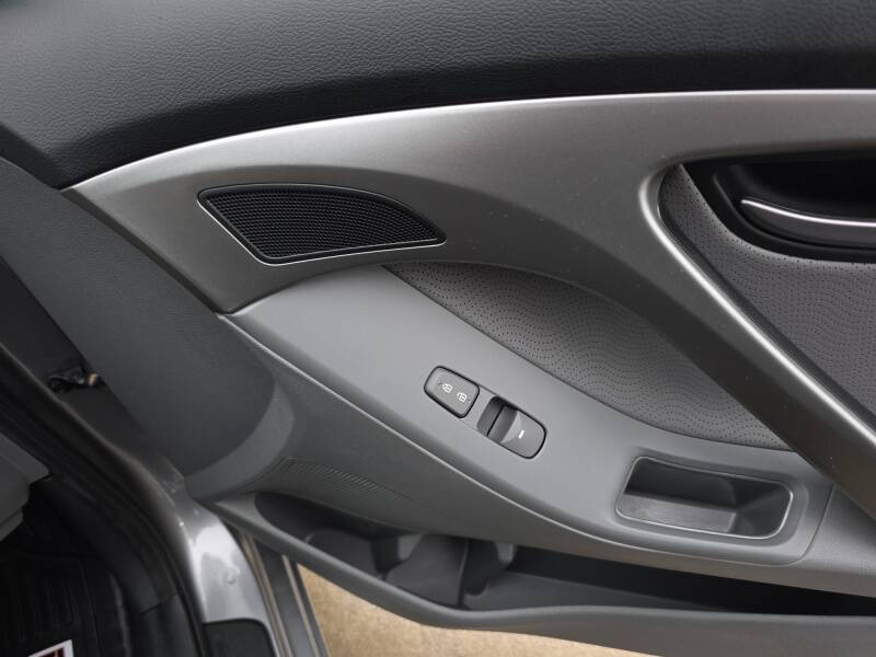 2012 Hyundai Elantra Limited