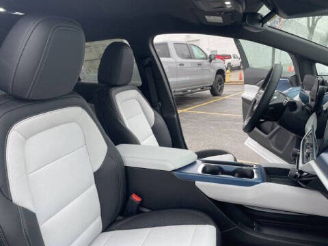 2026 Chevrolet Equinox EV LT 2