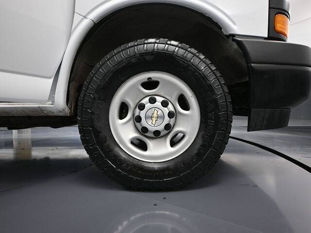 2022 Chevrolet Express 2500