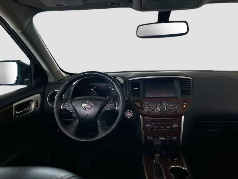 2019 Nissan Pathfinder Platinum