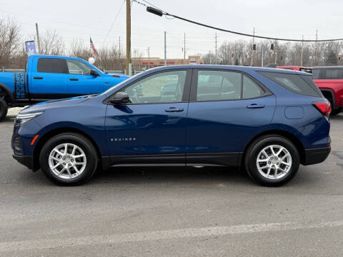 2023 Chevrolet Equinox LS