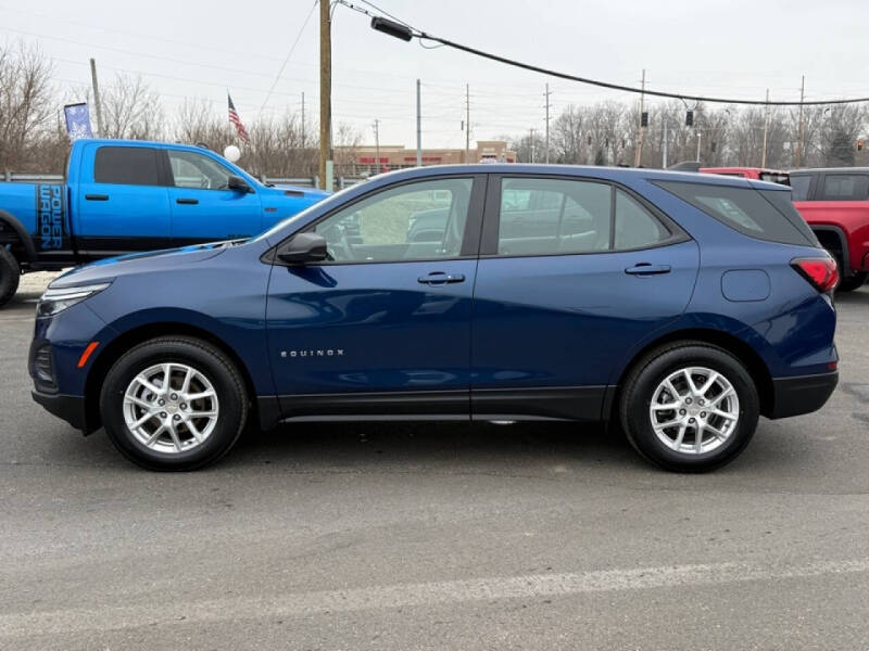 2023 Chevrolet Equinox LS