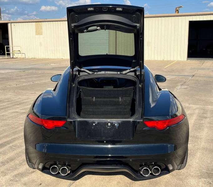 2015 Jaguar F-TYPE R