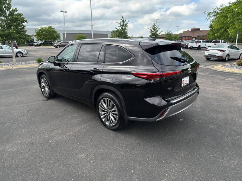 2020 Toyota Highlander Platinum