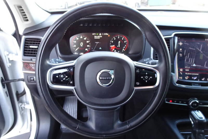 2019 Volvo XC90 T5 Momentum