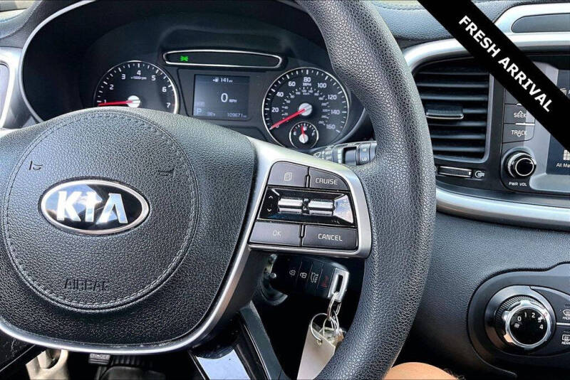 2019 Kia Sorento LX