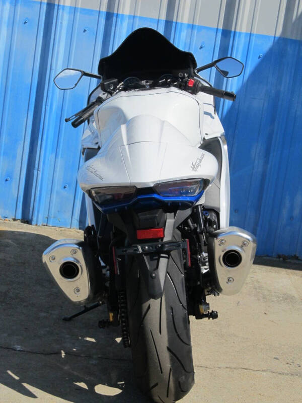 2024 Suzuki GSX 1300R