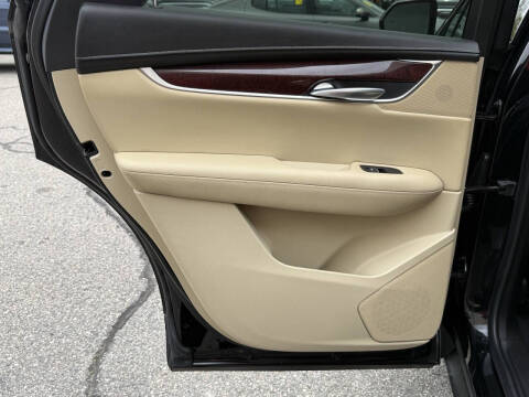 2018 Cadillac XT5 Luxury