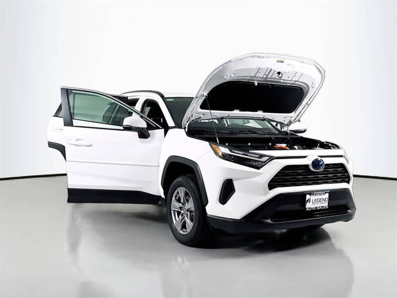 2023 Toyota RAV4 Hybrid LE